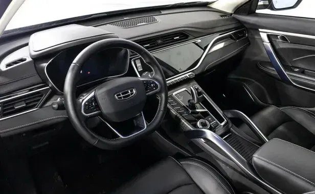 Geely Atlas Pro — фото 7