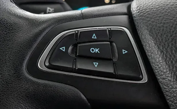 Ford Kuga, II Рестайлинг — фото 13