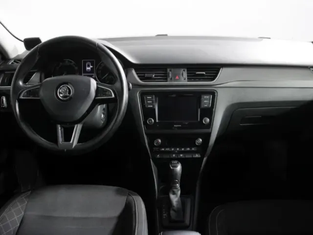Skoda Rapid, I Рестайлинг — фото 13