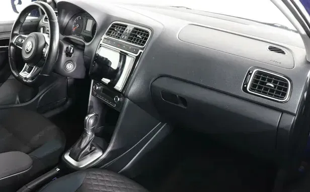 Volkswagen Polo, V Рестайлинг — фото 6