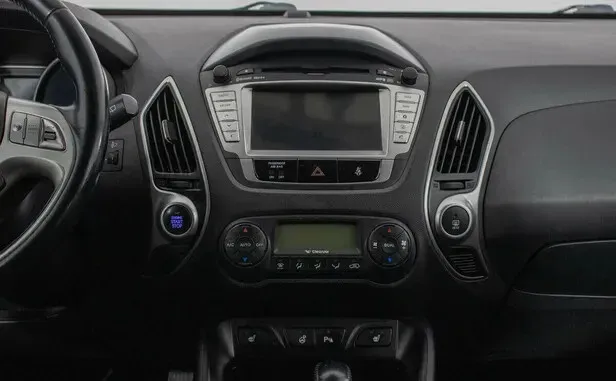 Hyundai ix35, I — фото 8