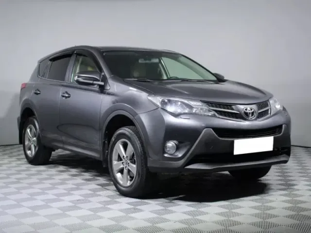 Toyota RAV4, IV (XA40) — фото 3
