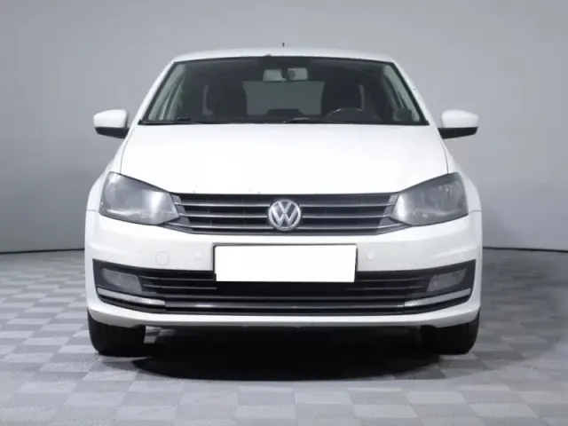 Volkswagen Polo, V Рестайлинг — фото 2