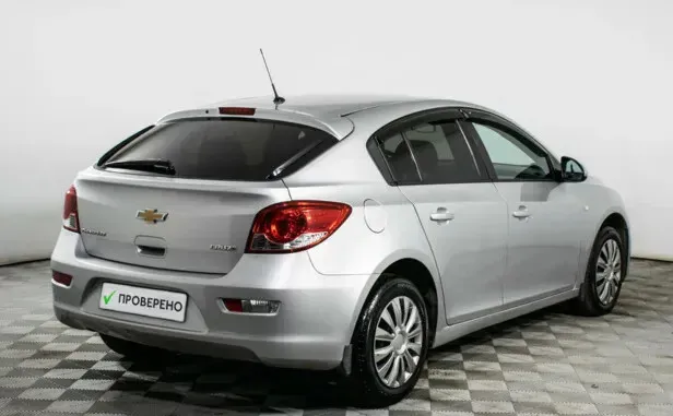 Chevrolet Cruze, I Рестайлинг — фото 2