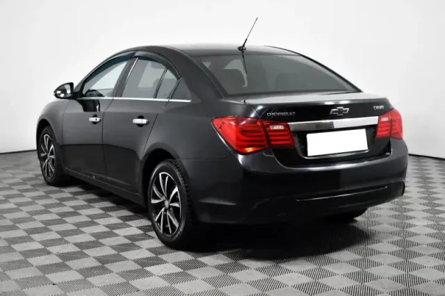 Chevrolet Cruze, I Рестайлинг — фото 7
