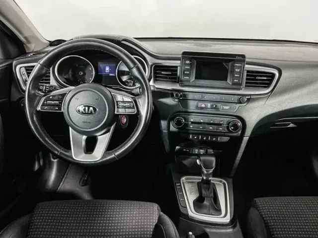 Kia Ceed, III — фото 12