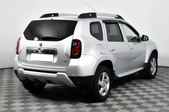Renault Duster, I Рестайлинг — фото 5