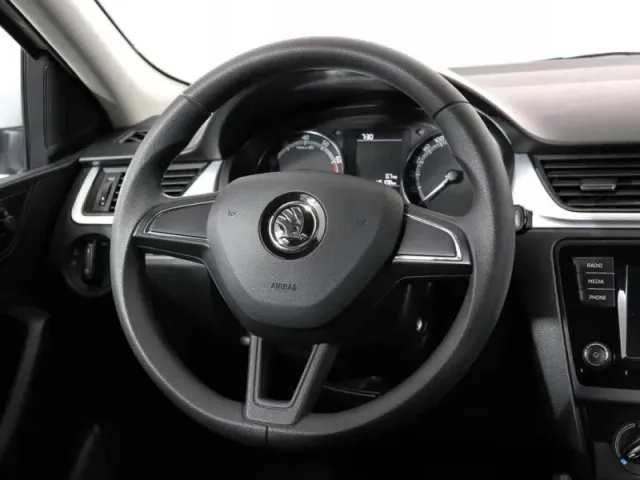 Skoda Rapid, I Рестайлинг — фото 11