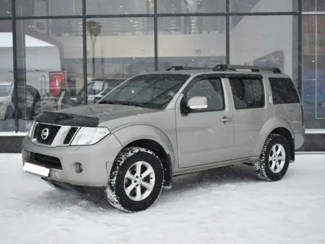Nissan Pathfinder, III — фото 1