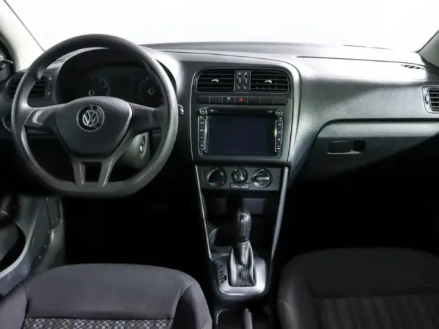 Volkswagen Polo, V Рестайлинг — фото 13