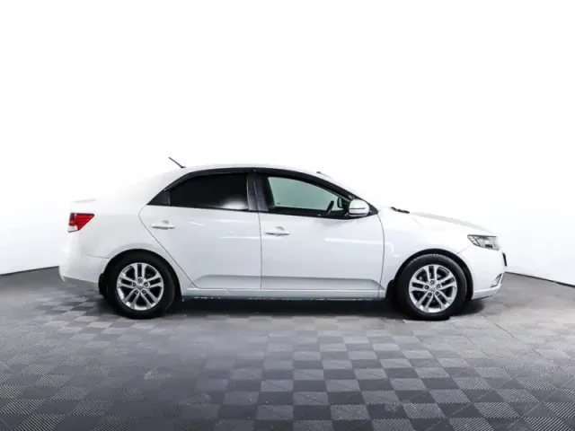 Kia Cerato, II — фото 4