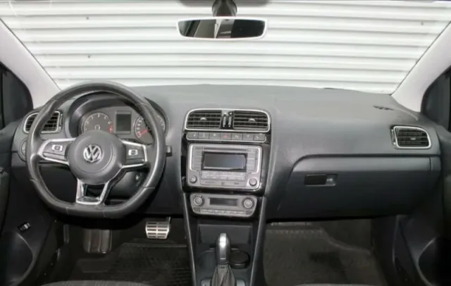 Volkswagen Polo, V Рестайлинг — фото 4