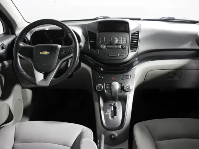 Chevrolet Orlando, I — фото 13