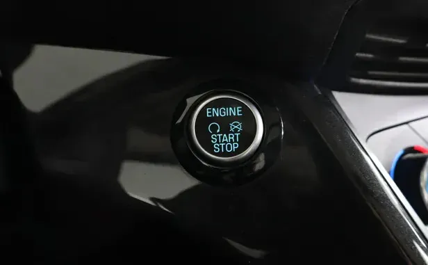 Ford Kuga, II Рестайлинг — фото 13