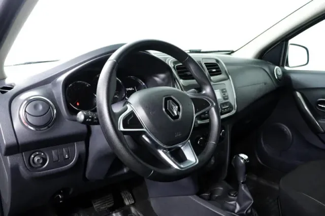 Renault Logan, II Рестайлинг — фото 13