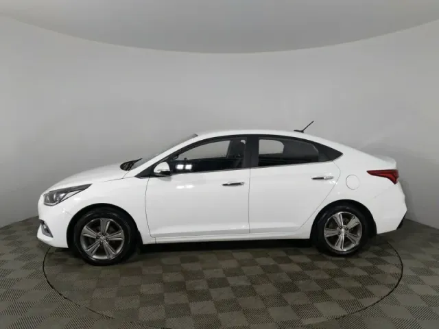 Hyundai Solaris, II — фото 10