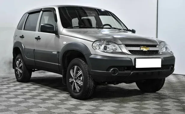 Chevrolet Niva, I Рестайлинг — фото 3