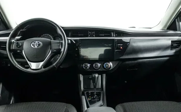 Toyota Corolla, XI (E160, E170, E180) — фото 6