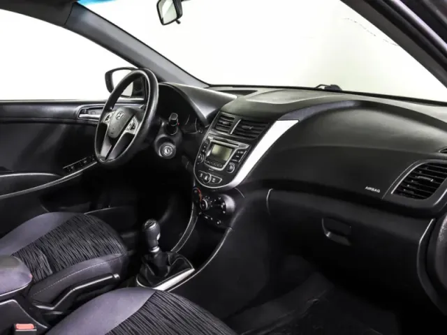 Hyundai Solaris, I Рестайлинг — фото 9