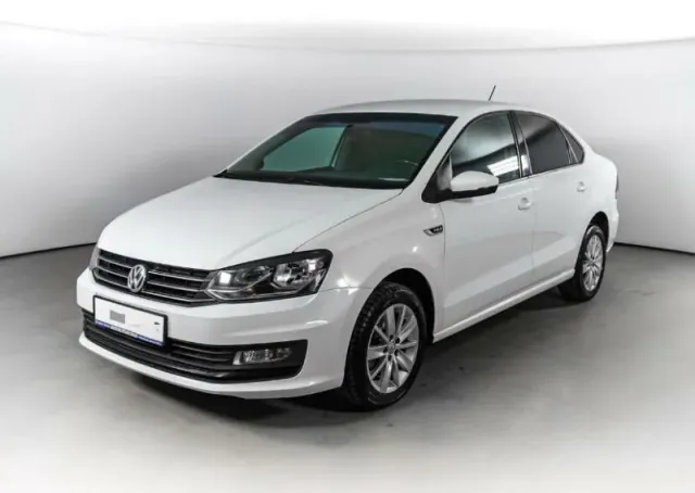 Volkswagen Polo, V Рестайлинг — фото 2
