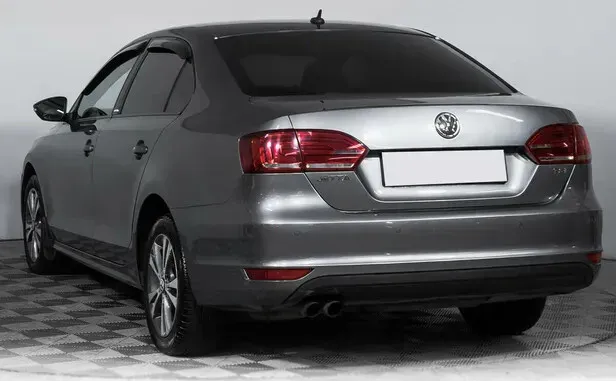 Volkswagen Jetta, VI — фото 4