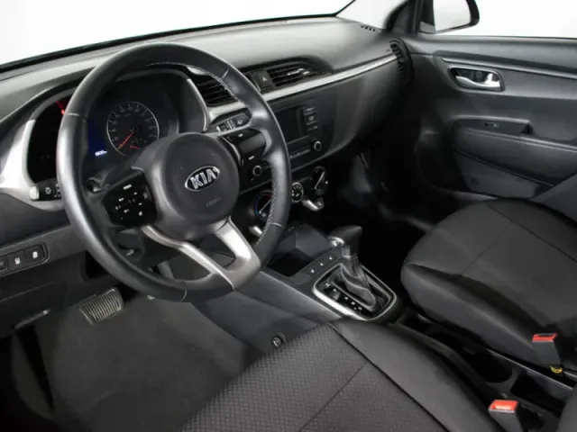 Kia Rio, IV Рестайлинг — фото 17