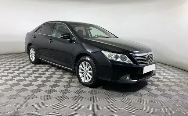 Toyota Camry, VII (XV50) — фото 3