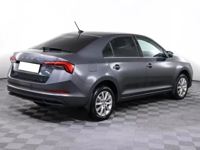 Skoda Rapid, II — фото 19