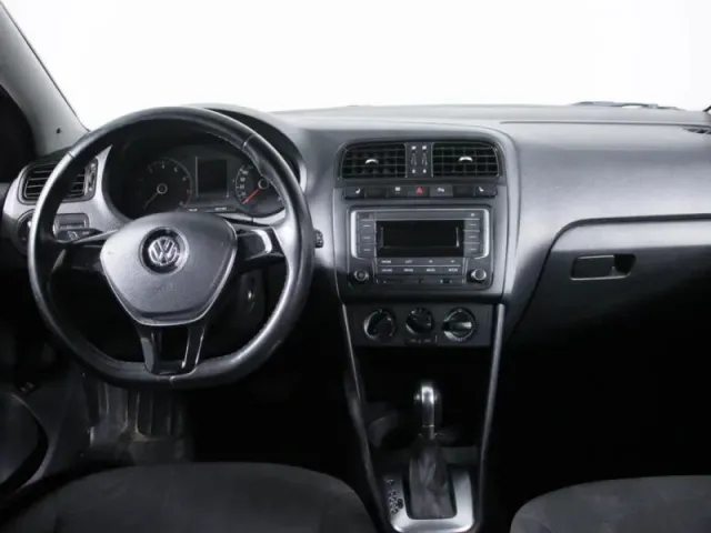 Volkswagen Polo, V Рестайлинг — фото 13