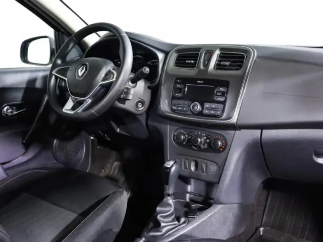 Renault Logan, II Рестайлинг — фото 13