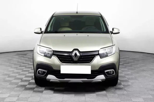 Renault Logan, II Рестайлинг — фото 2