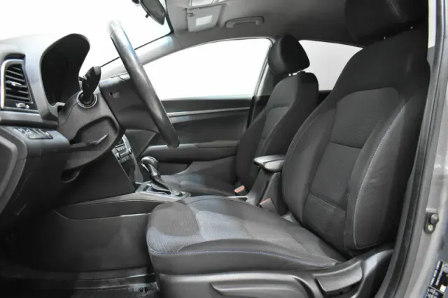 Hyundai Elantra, VI (AD) — фото 5