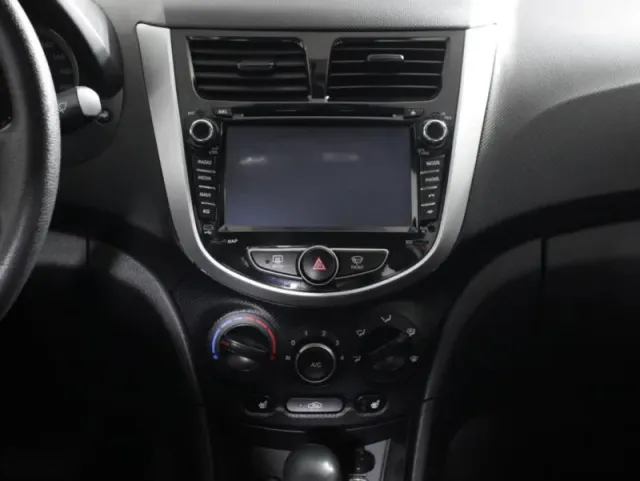Hyundai Solaris, I Рестайлинг — фото 14