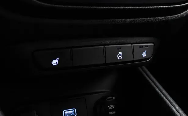 Hyundai Solaris, II — фото 15