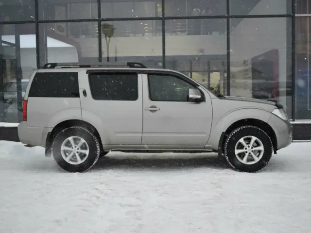 Nissan Pathfinder, III — фото 4