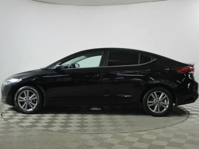 Hyundai Elantra, VI (AD) — фото 2