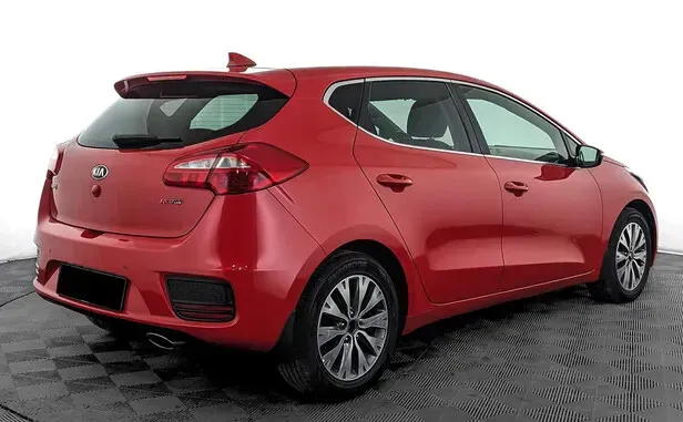 Kia Ceed, II Рестайлинг — фото 2