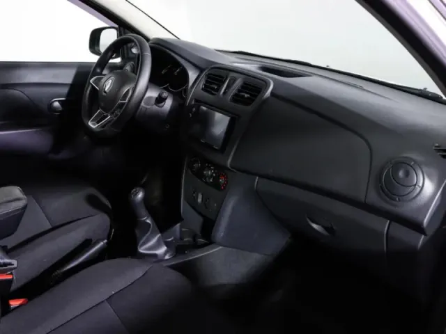 Renault Logan, II Рестайлинг — фото 13