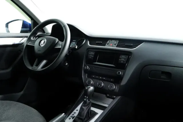 Skoda Octavia, III (A7) — фото 10