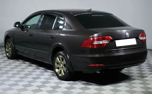 Skoda Superb, II Рестайлинг — фото 4