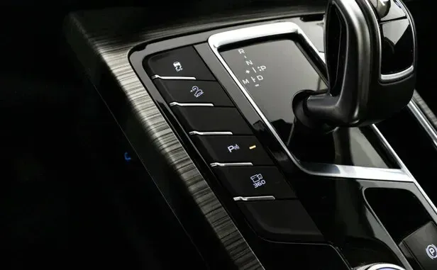 Geely Atlas Pro — фото 11
