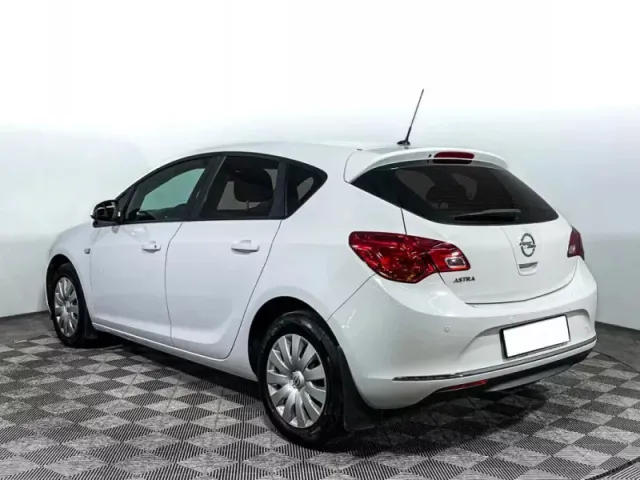 Opel Astra, J Рестайлинг — фото 7