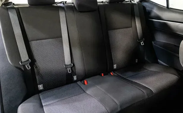Toyota Corolla, XI (E160, E170, E180) — фото 7