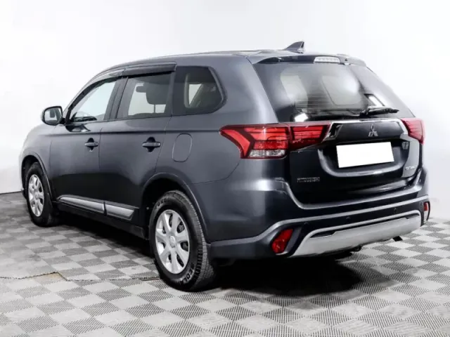 Mitsubishi Outlander, III Рестайлинг 3 — фото 6