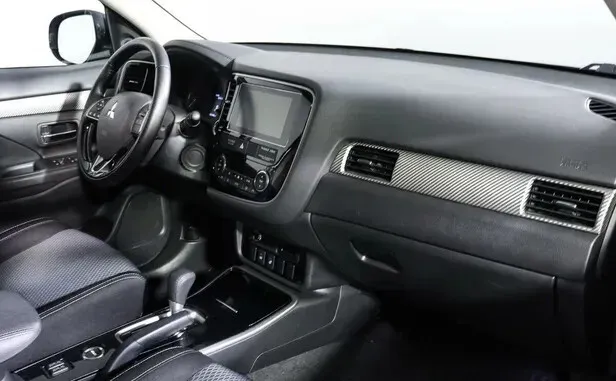 Mitsubishi Outlander, III Рестайлинг 2 — фото 6