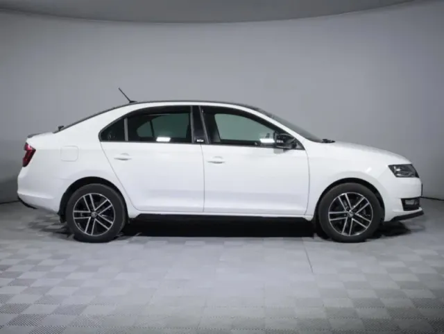 Skoda Rapid, I Рестайлинг — фото 4