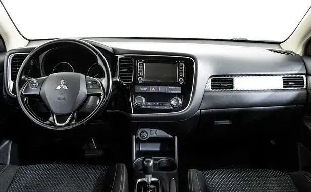 Mitsubishi Outlander, III Рестайлинг 2 — фото 9