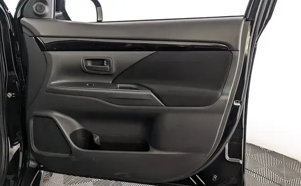 Mitsubishi Outlander, III Рестайлинг 3 — фото 14