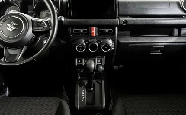 Suzuki Jimny, IV — фото 12