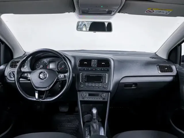 Volkswagen Polo, V Рестайлинг — фото 11
